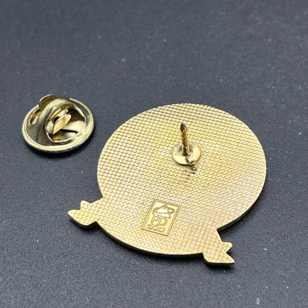 105th U.S. Open Pinehurst No.‎ 2 Golf Tournament Volunteer Lapel Hat Pin